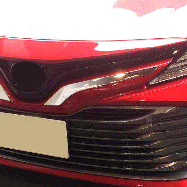 TOYOTA 2017 CAMRY 70  FRONT EMBLEM TRIM COVER GRILLE LOWER TRIM